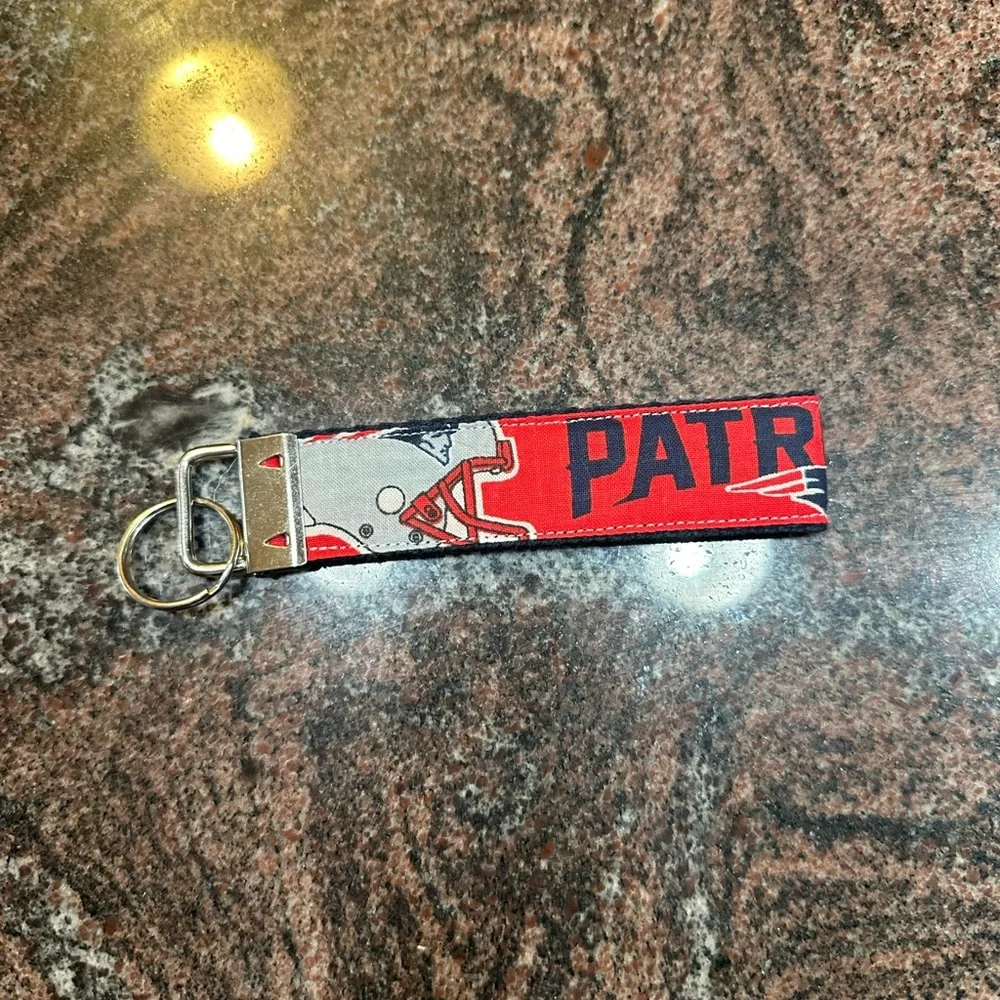 Handmade New England Patriots wristlet key fob keychain